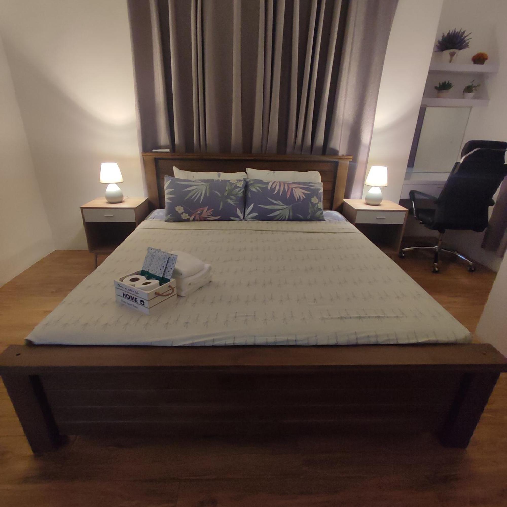 Luxury Spacious 2Br In Salcedo Village Manilla Buitenkant foto
