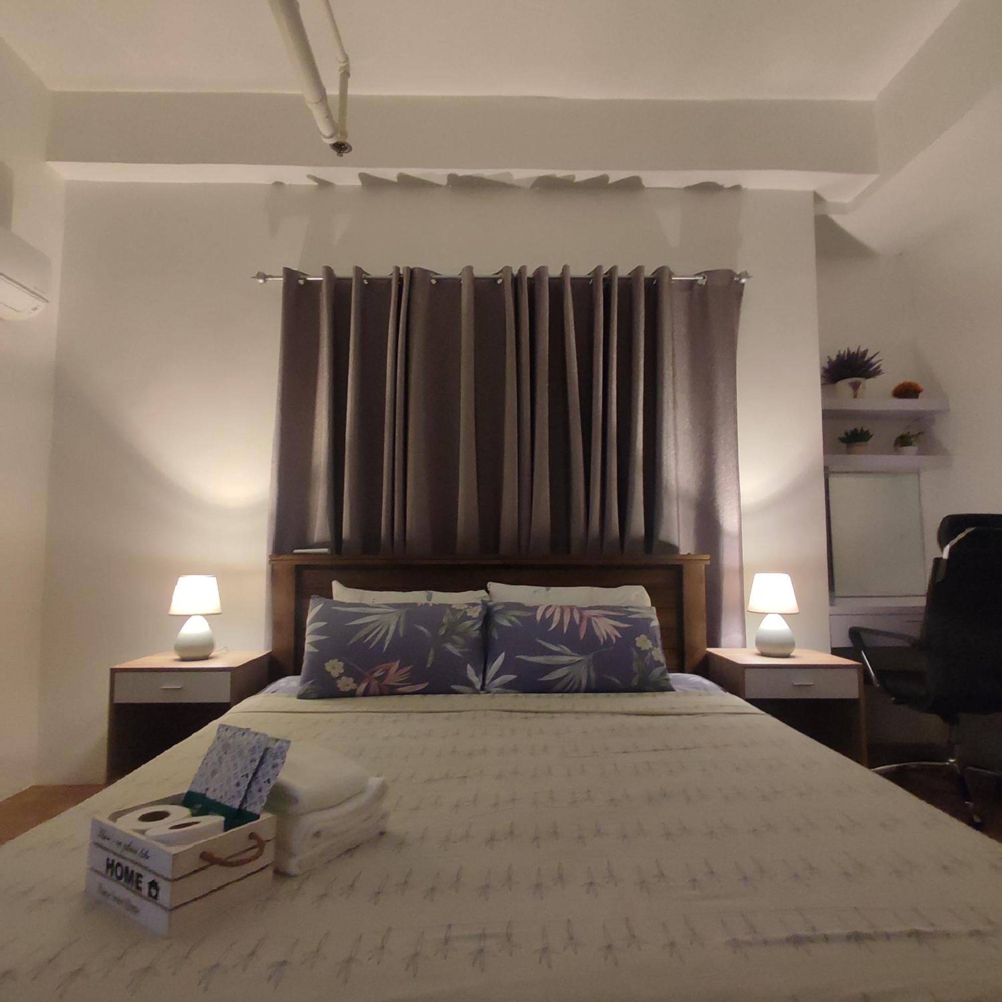 Luxury Spacious 2Br In Salcedo Village Manilla Buitenkant foto