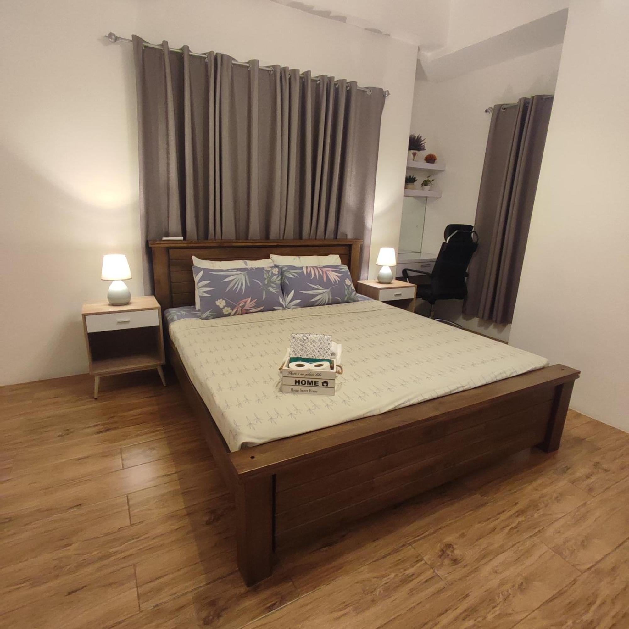 Luxury Spacious 2Br In Salcedo Village Manilla Buitenkant foto