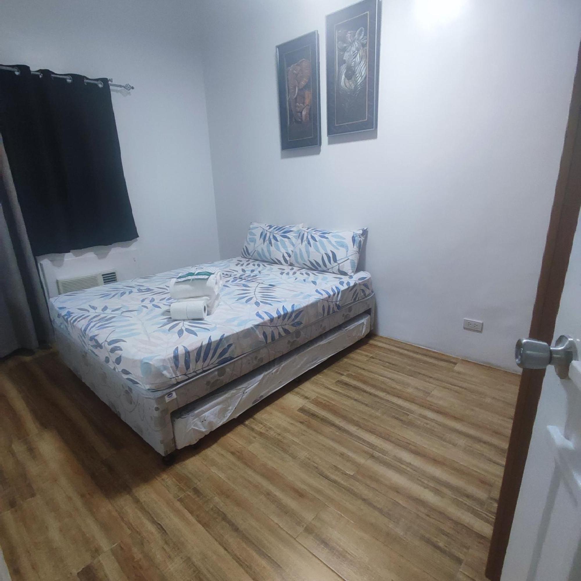 Luxury Spacious 2Br In Salcedo Village Manilla Buitenkant foto