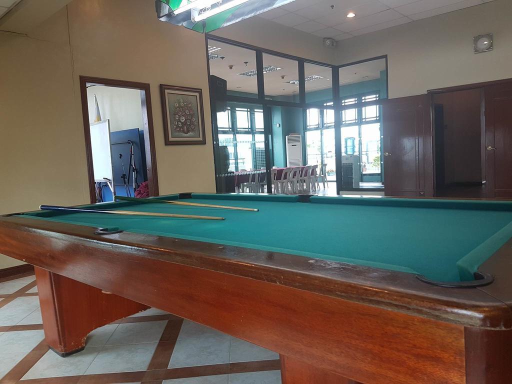 Luxury Spacious 2Br In Salcedo Village Manilla Buitenkant foto