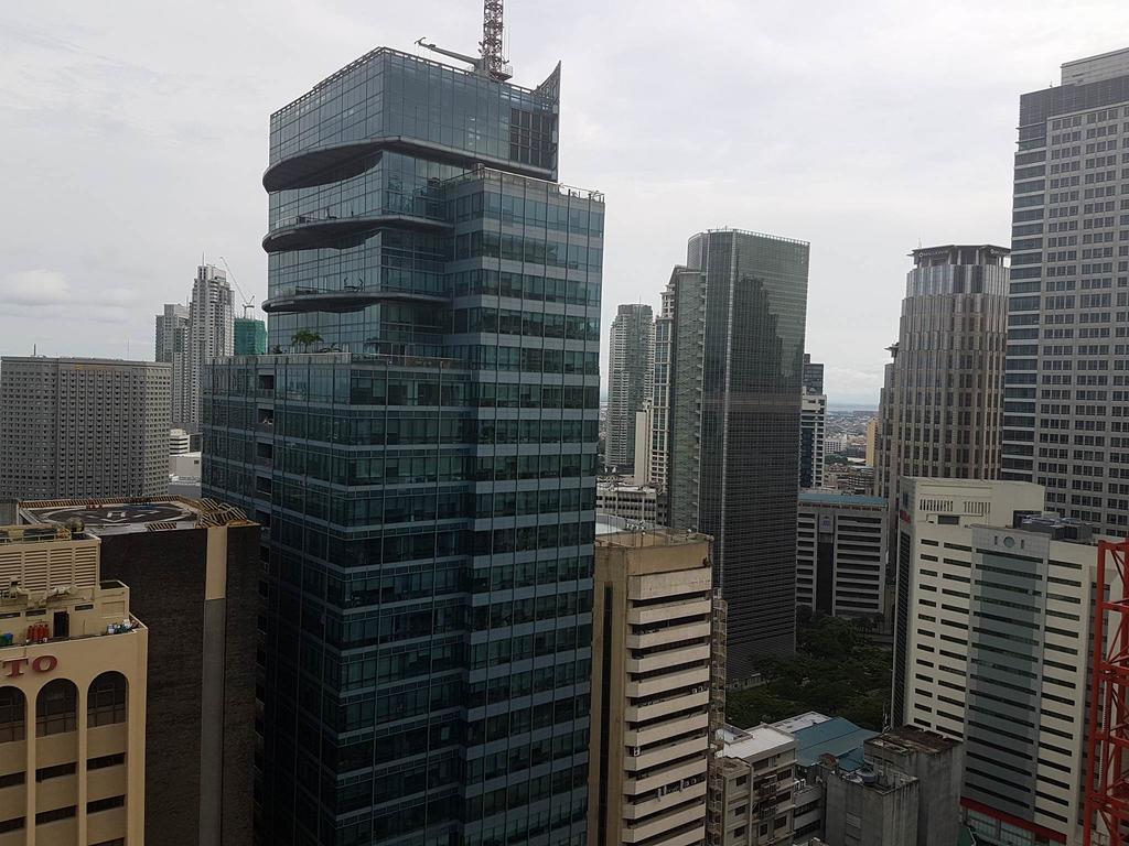 Luxury Spacious 2Br In Salcedo Village Manilla Buitenkant foto