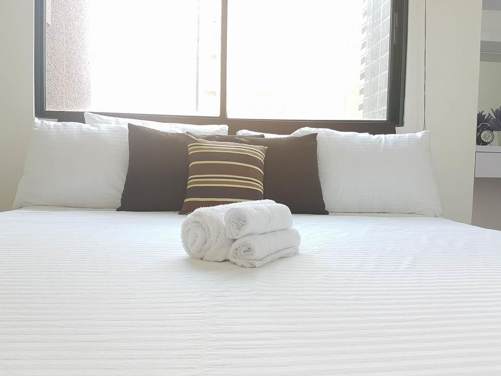 Luxury Spacious 2Br In Salcedo Village Manilla Buitenkant foto