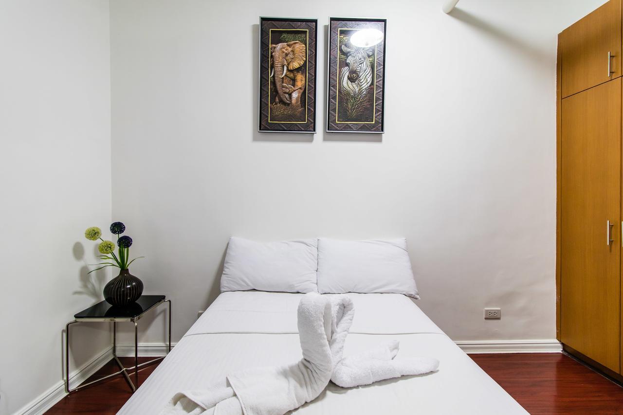 Luxury Spacious 2Br In Salcedo Village Manilla Buitenkant foto