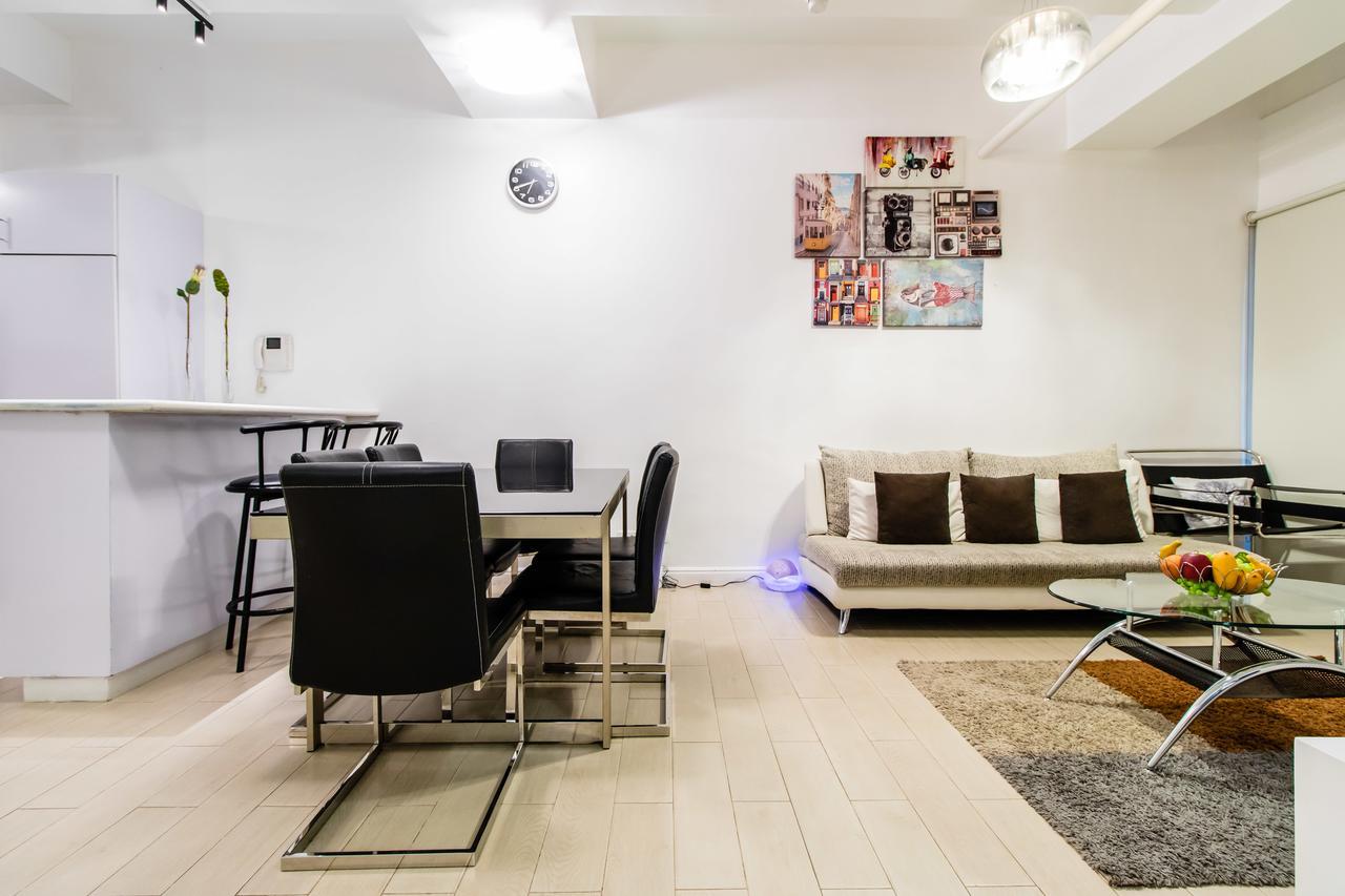 Luxury Spacious 2Br In Salcedo Village Manilla Buitenkant foto