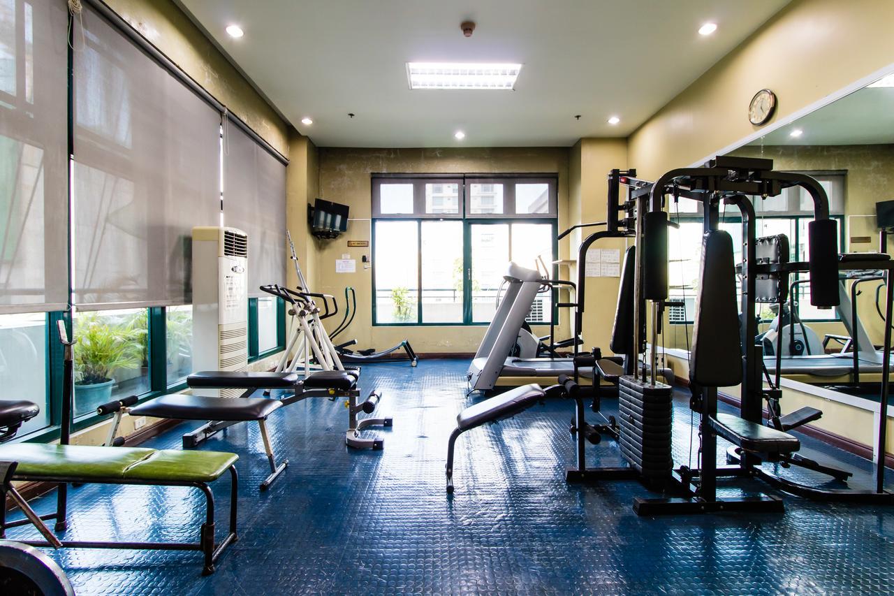 Luxury Spacious 2Br In Salcedo Village Manilla Buitenkant foto